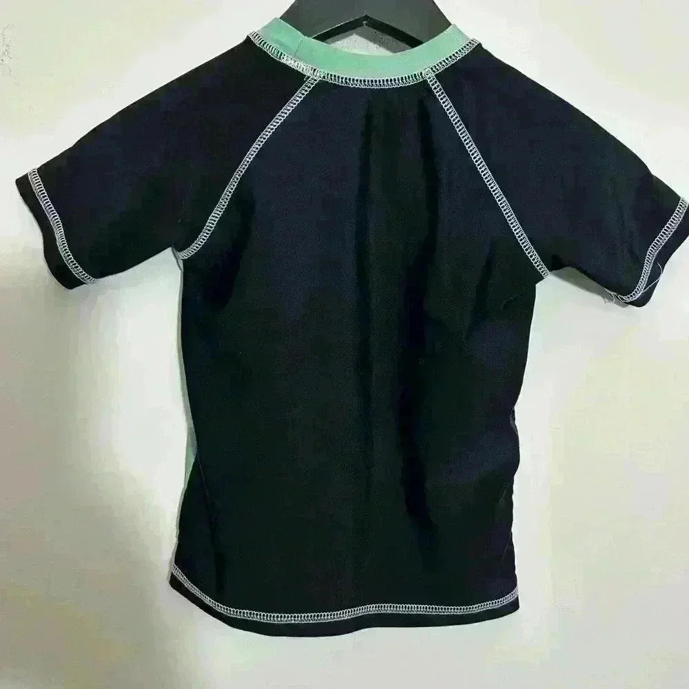 Star Wars Boy's Short Sleeve Rash Guard Swim Sun Shirt Green SPF 50 Size XS - Picture 2 of 4